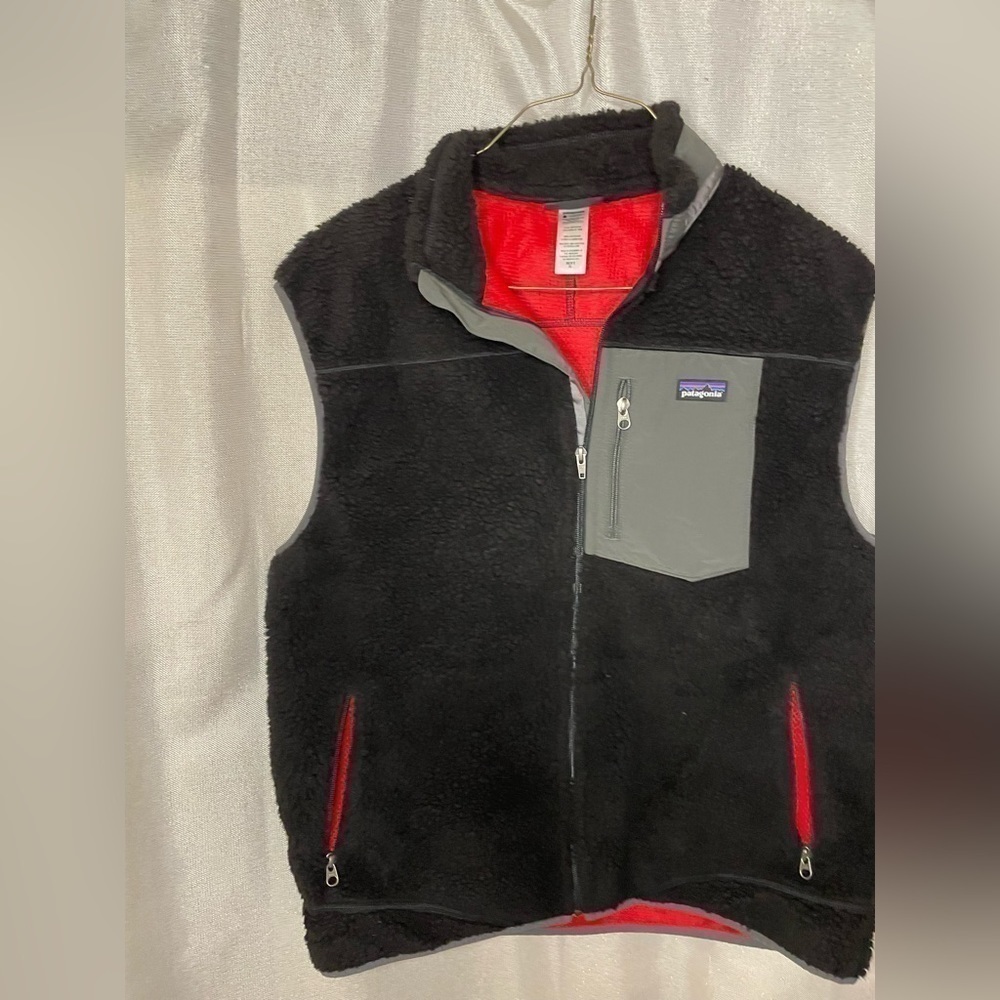 Patagonia Retro X Vest Men XLarge Classic Fleece Vest Full Zip Black Red 2013 
